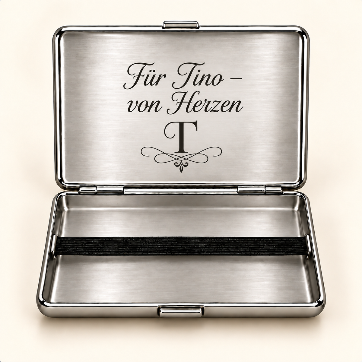 Personalisiertes Zigarettenetui mit Initiale und Wunschname – Monogramm
